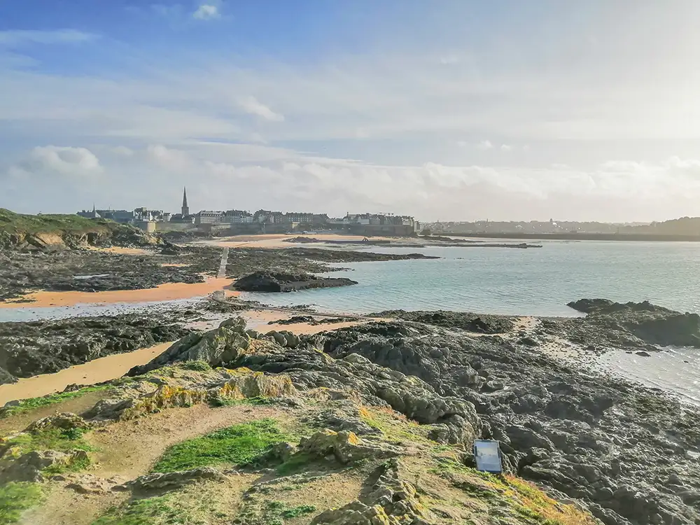 Tendances Magazine Magazine Deco Maison 1 Vue Depuis Le Fort Du Petit Be Saint Malo SMBMSM 5405 Copie