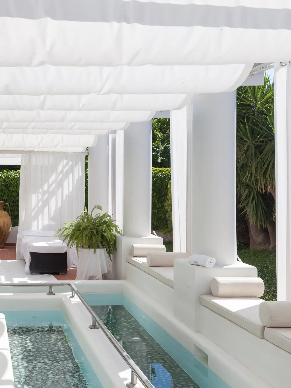 Tendances Magazine Magazine Deco Maison Jumeirah Capri Patricia Urquiola8