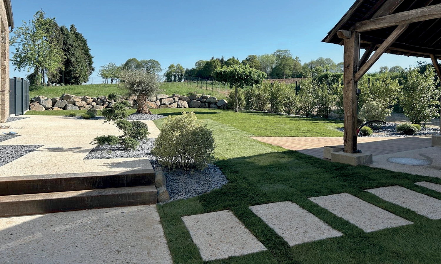 Tendances Magazine Magazine Deco Maison PAVAGE ET CREATION 1 Tendances Magazine Magazine Deco Maison PAVAGE ET CREATION 1