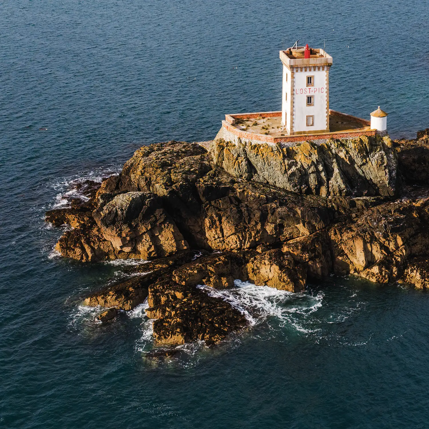 Tendances Magazine Magazine Deco Maison Paimpol Le Phare De LOst Pic Plouezec@Thibault Poriel Tendances Magazine Magazine Deco Maison Paimpol Le Phare De LOst Pic Plouezec@Thibault Poriel